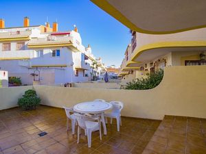 23543655-Ferienhaus-6-La Zenia-300x225-3