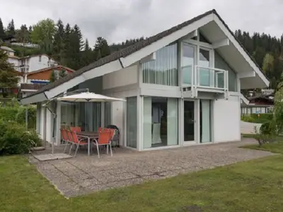 Ferienhaus für 8 Personen in Laax 1/10