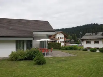 Ferienhaus für 8 Personen in Laax 2/10