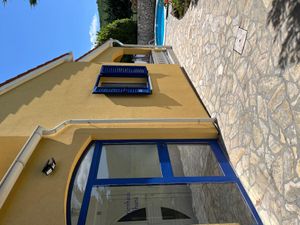 23983328-Ferienhaus-8-Labin-300x225-2