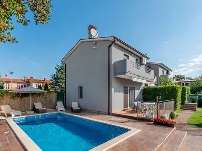 Ferienhaus für 12 Personen (225 m²) in Labin 1/10