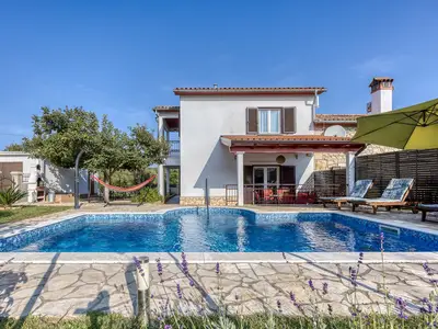 Ferienhaus für 7 Personen (122 m²) in Labin 2/10