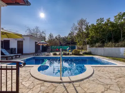 Ferienhaus für 7 Personen (122 m²) in Labin 4/10