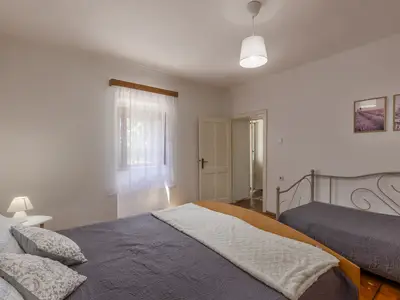 Zweites Schlafzimmer