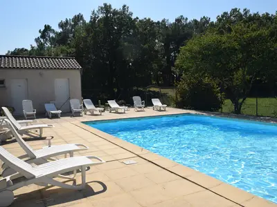 PoolOfHouse