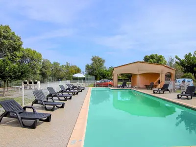 pool