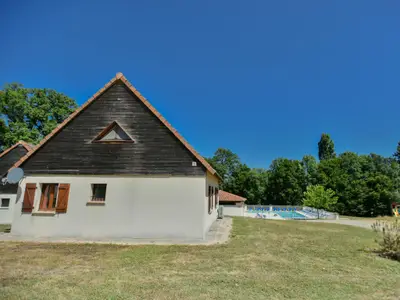 Außenseite Ferienhaus [Sommer]