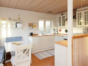 22400259-Ferienhaus-4-Læsø-300x225-2