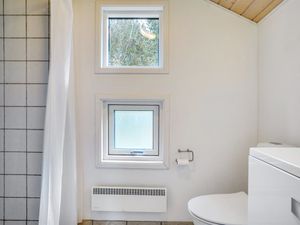 23865519-Ferienhaus-4-Læsø-300x225-4