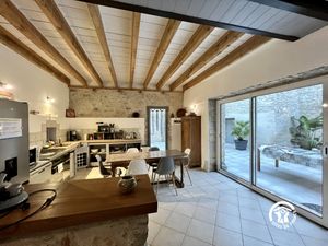 23894069-Ferienhaus-4-Lagrasse-300x225-1