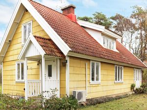 23891882-Ferienhaus-8-Laholm-300x225-0