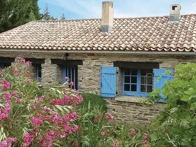 house house