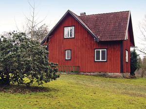 23738900-Ferienhaus-6-Långaryd-300x225-3