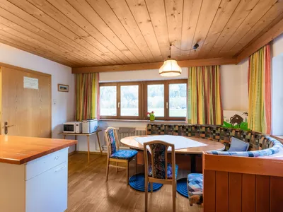 DiningRoom
