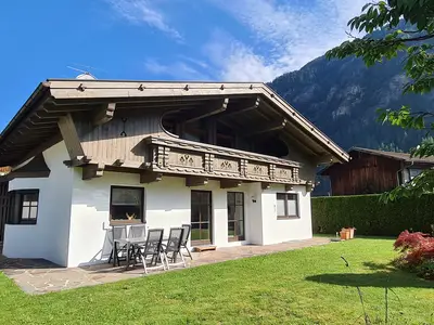 Ferienhaus Ansicht Sommer