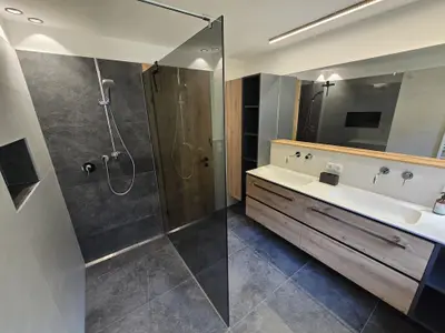 Badezimmer Erdgeschoß