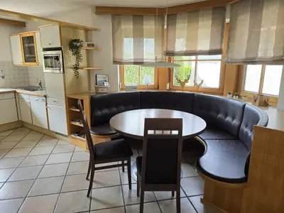 Sitzgelegenheit/Küche