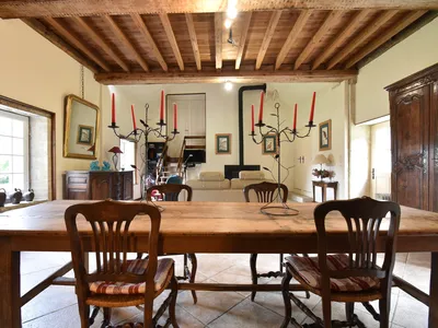DiningRoom