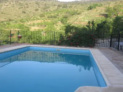 PoolOfHouse