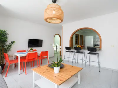 DiningRoom
