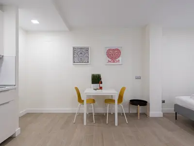 DiningRoom