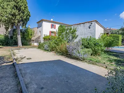 house house