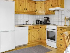 23729006-Ferienhaus-6-Lavik-300x225-3