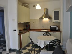 22775605-Ferienhaus-4-Lazise-300x225-5