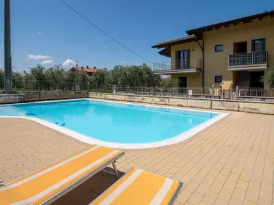 PoolOfHouse