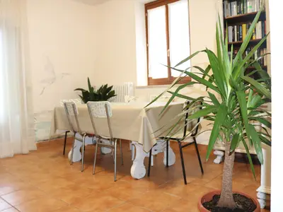 DiningRoom