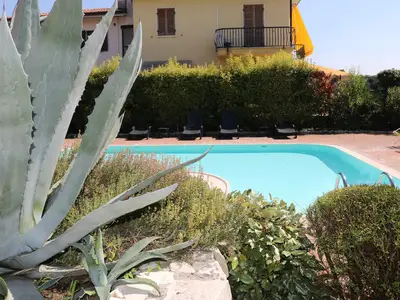 PoolOfHouse