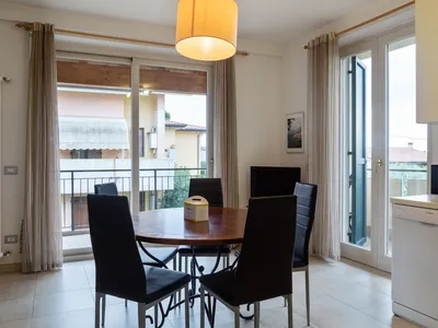 DiningRoom