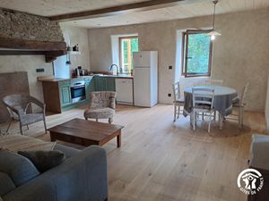 24056300-Ferienhaus-4-Le Bez-300x225-1