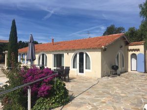 22464723-Ferienhaus-8-Le Lavandou-300x225-0