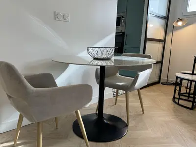 DiningRoom