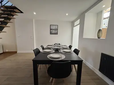 DiningRoom