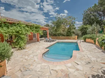 Pool des Ferienhauses