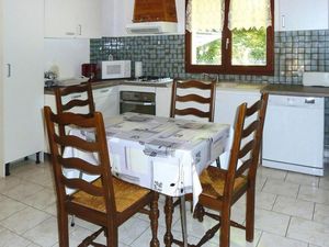 23308410-Ferienhaus-4-Le Verdon-sur-Mer-300x225-5