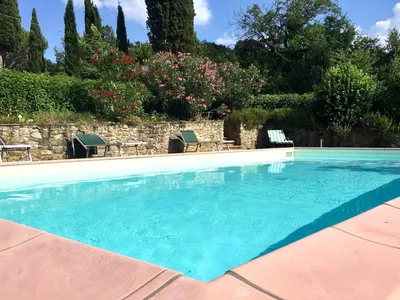 PoolOfHouse