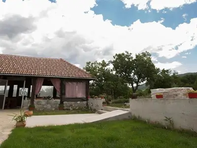 Ferienhaus für 8 Personen in Lecevica 2/10