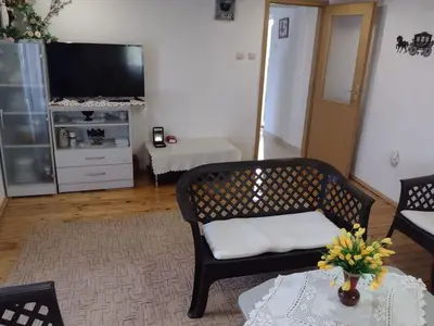 Ferienhaus für 3 Personen in Lećevica 6/10