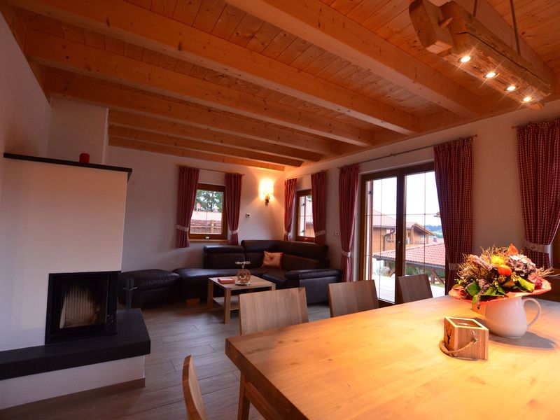 23672553-Ferienhaus-6-Lechbruck am See-800x600-0