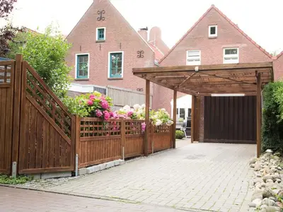 Ferienhaus für 5 Personen (100 m²) in Leer 1/10
