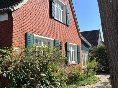 Ferienhaus für 5 Personen (120 m²) in Leer 1/10