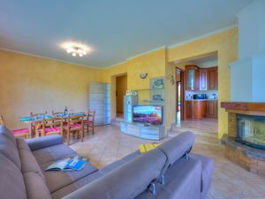 23708445-Ferienhaus-6-Leggiuno-300x225-5