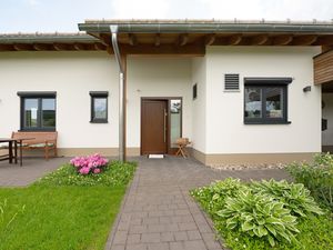 23294838-Ferienhaus-4-Leisel-300x225-2