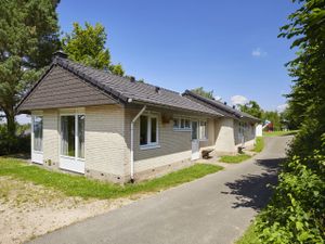 22148541-Ferienhaus-4-Leiwen-300x225-1