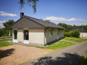 22148557-Ferienhaus-8-Leiwen-300x225-2