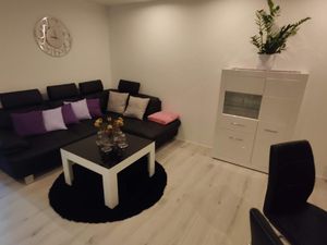 23039865-Ferienhaus-4-Lemmer-300x225-5