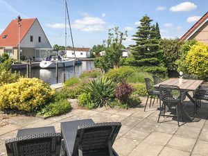 24018411-Ferienhaus-6-Lemmer-300x225-1